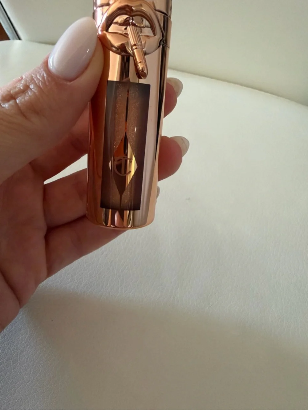 Charlotte Tilbury Rose-Gold Liquid Highlighter - Champagne Beige Glow